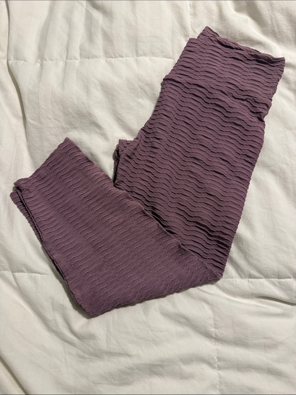 Booty by Brabants - Purple Capri Textured Leggings - One Size Fits All
